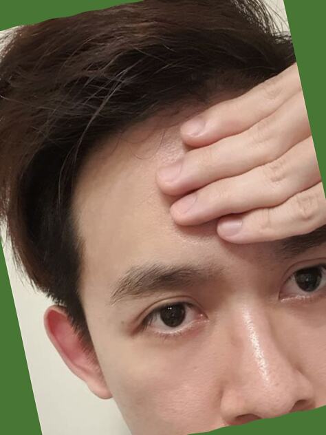 額頭四指寬